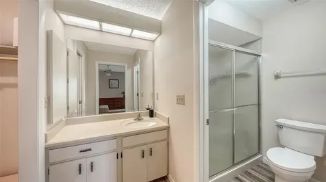 4207 Bowling Green Circle Sarasota FL 34233