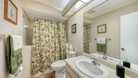 4207 Bowling Green Circle Sarasota FL 34233
