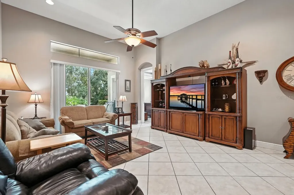 836 Wood Briar Loop Sanford FL 32771