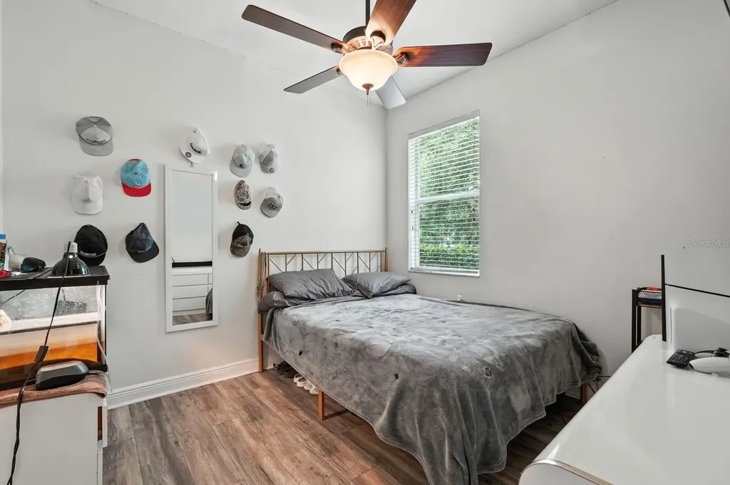 836 Wood Briar Loop Sanford FL 32771