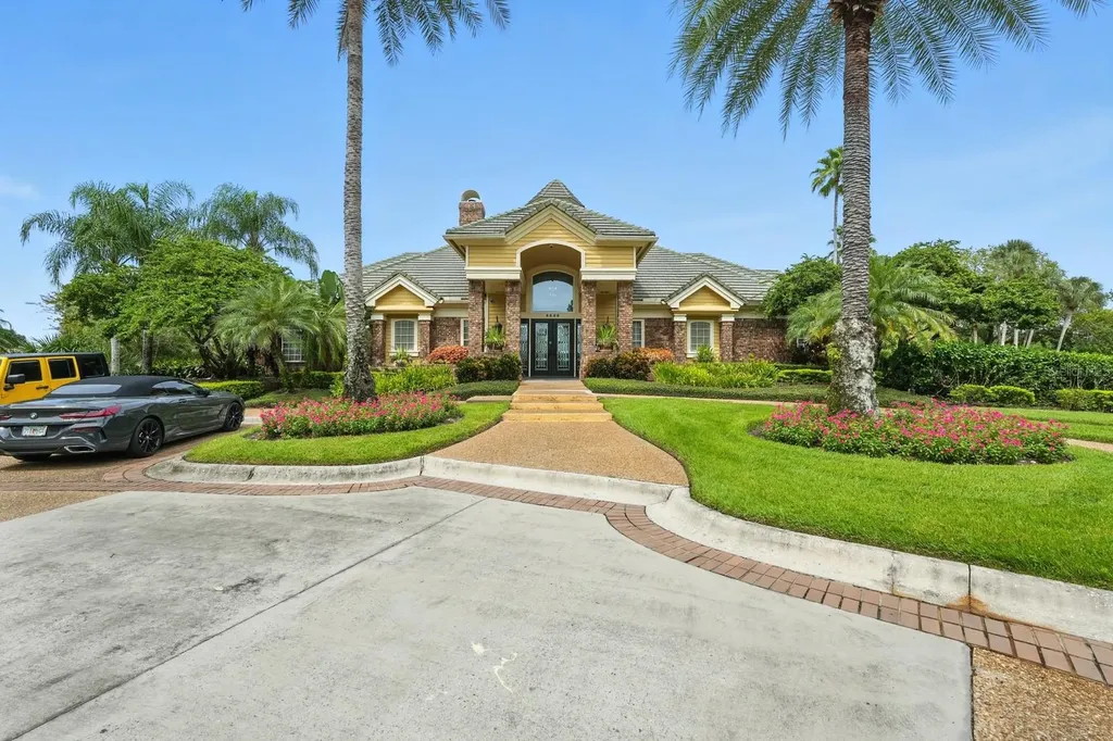 836 Wood Briar Loop Sanford FL 32771