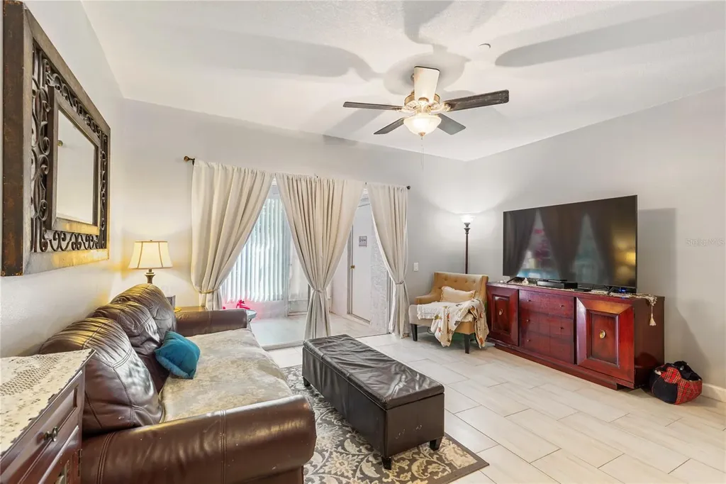 291 Countryside Key Boulevard Oldsmar FL 34677