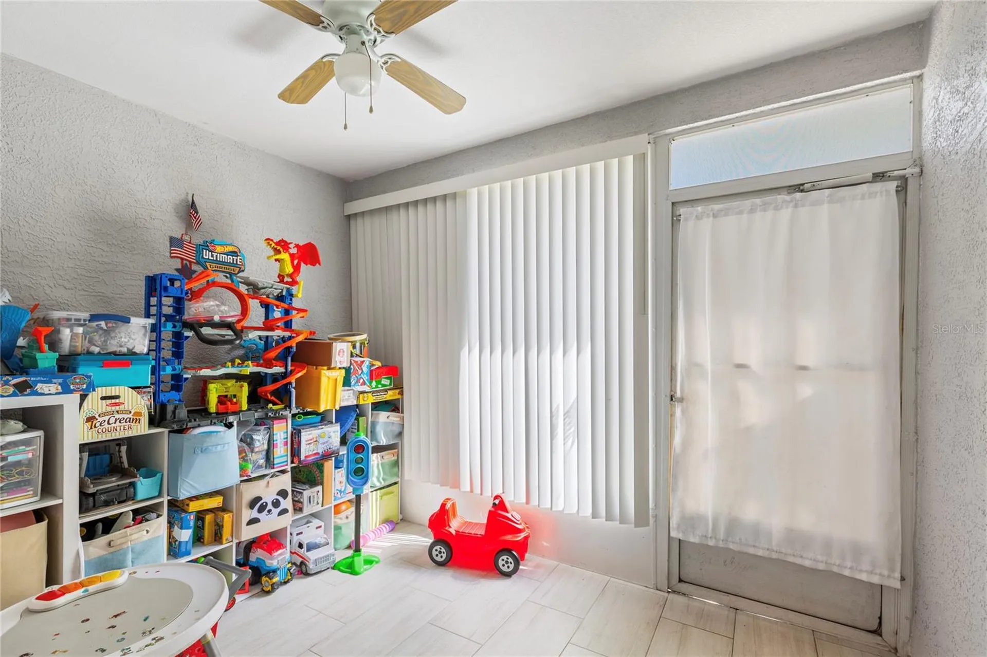 291 Countryside Key Boulevard Oldsmar FL 34677