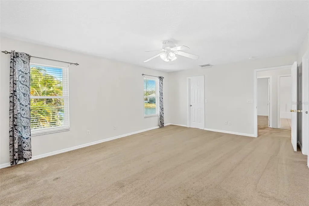 1015 Seneca Falls Drive Orlando FL 32828