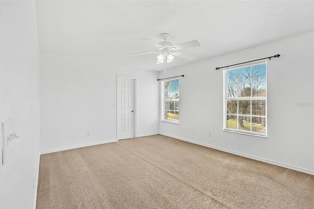 1015 Seneca Falls Drive Orlando FL 32828