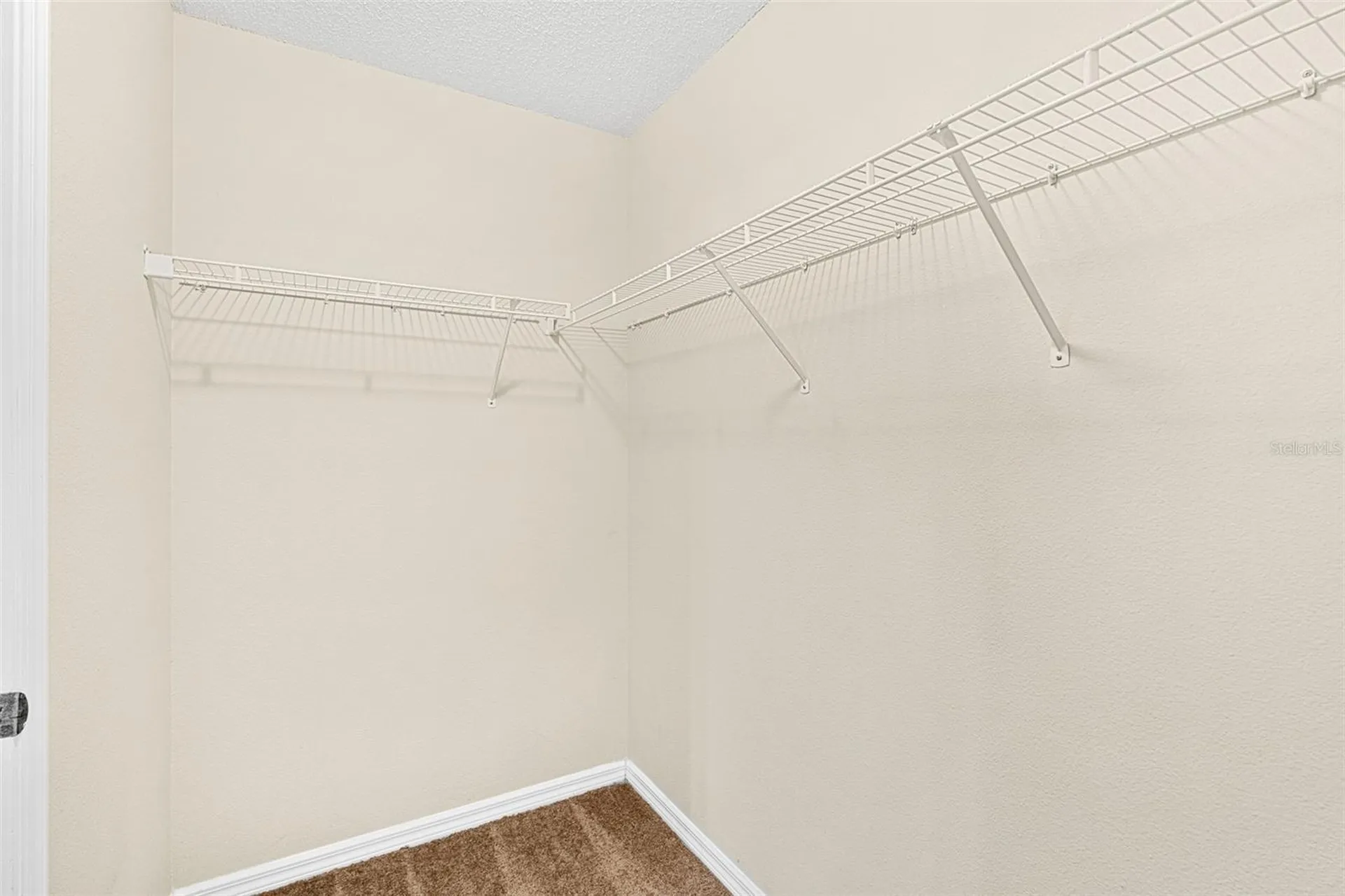 1015 Seneca Falls Drive Orlando FL 32828