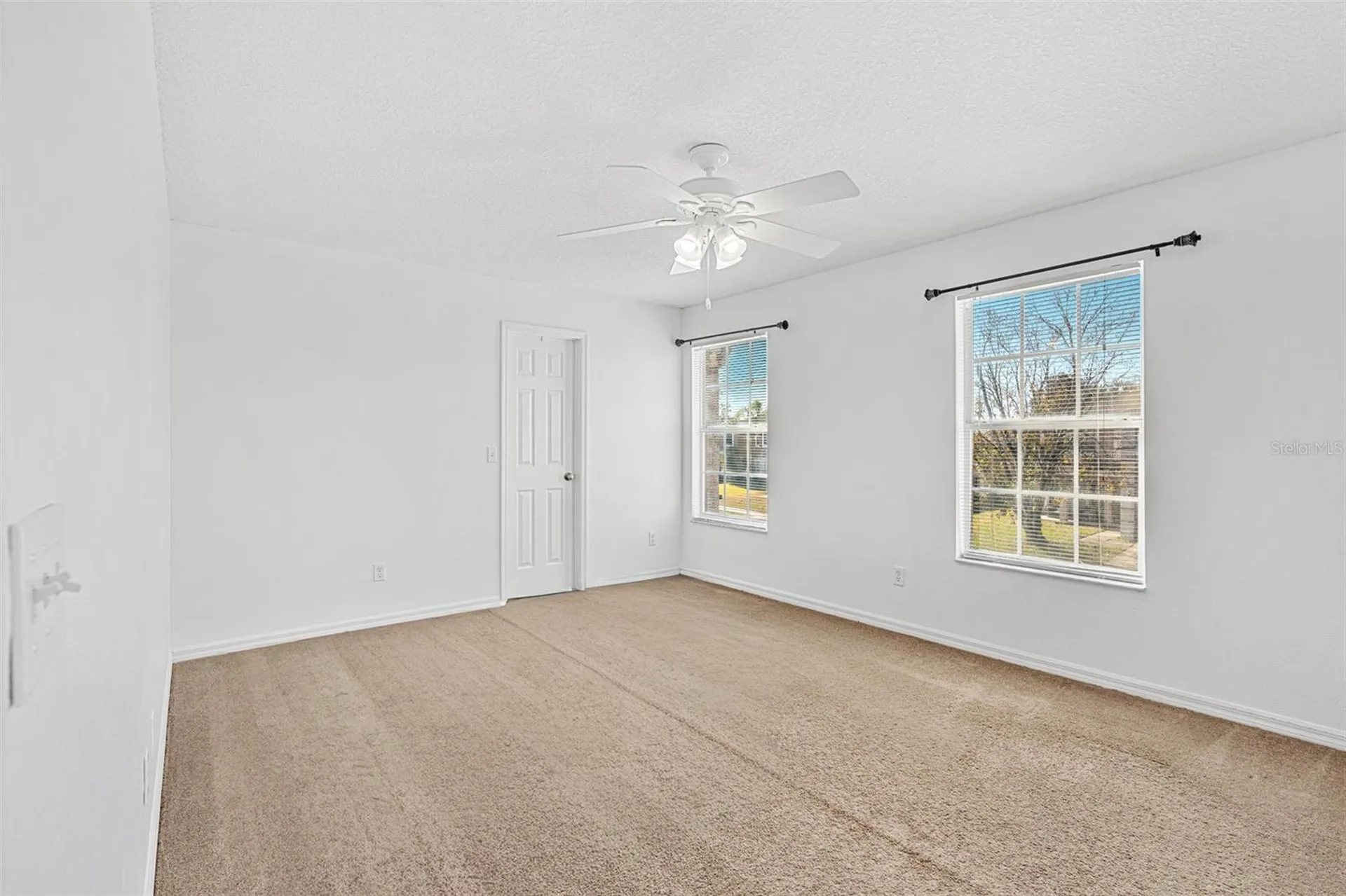 1015 Seneca Falls Drive Orlando FL 32828