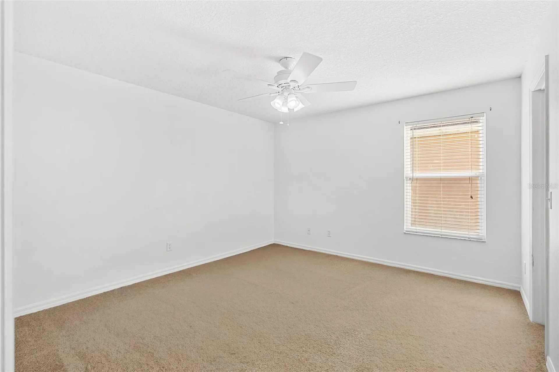 1015 Seneca Falls Drive Orlando FL 32828