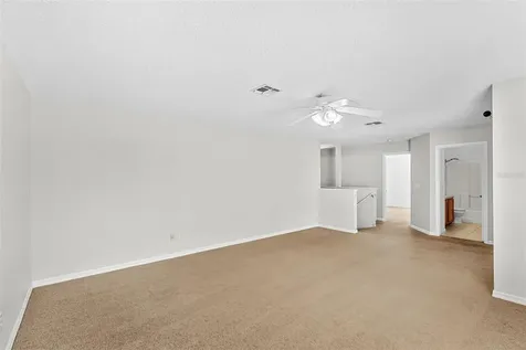 1015 Seneca Falls Drive Orlando FL 32828