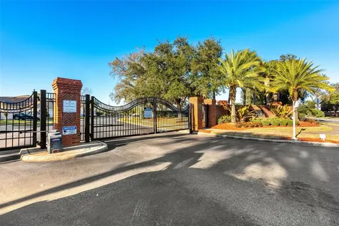 1015 Seneca Falls Drive Orlando FL 32828