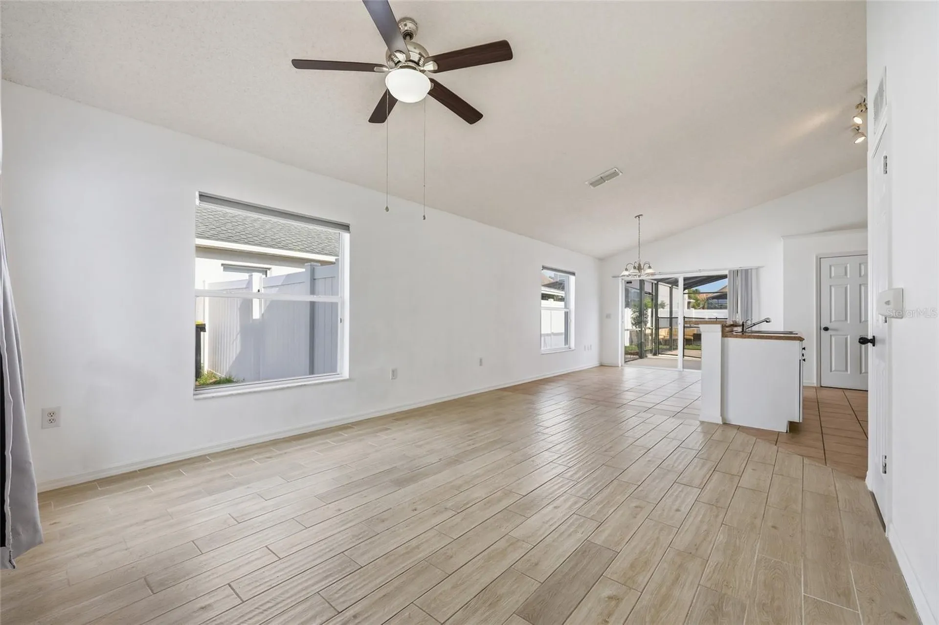 121 Sonja Circle Davenport FL 33897