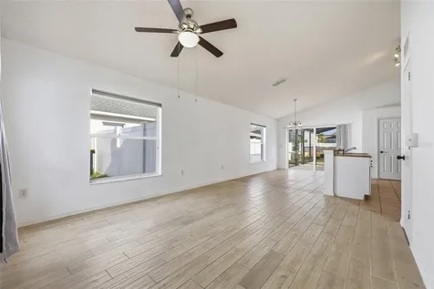 121 Sonja Circle Davenport FL 33897