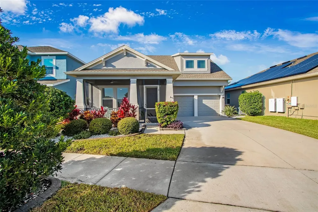 529 Blue Cypress Drive Groveland FL 34736