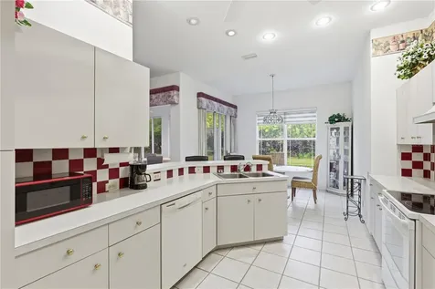8382 Pondview Lane Englewood FL 34224