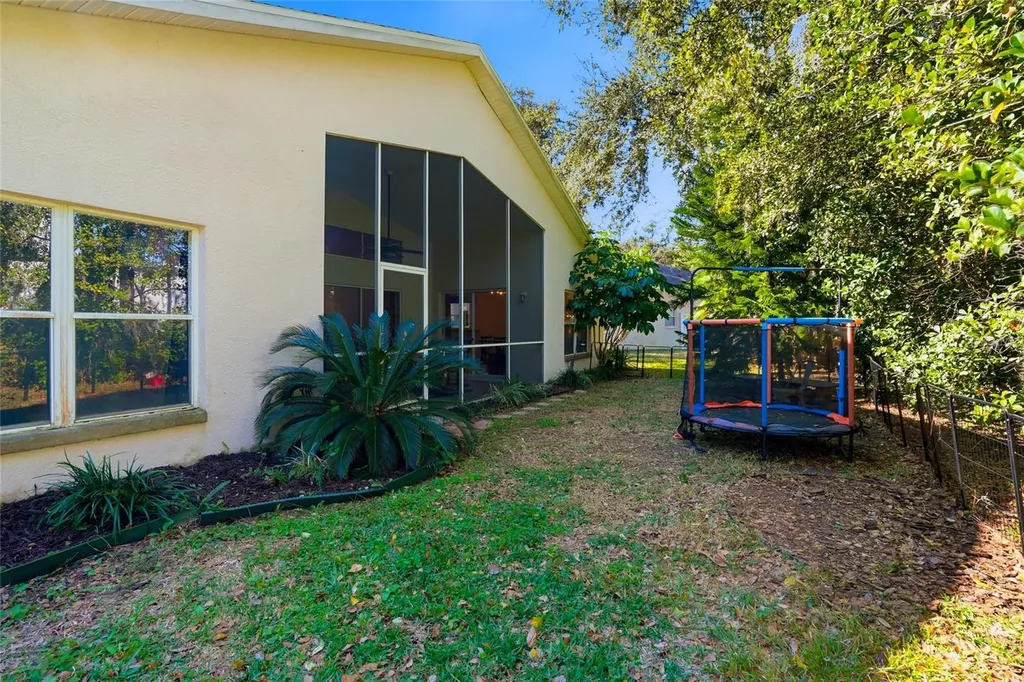 5712 Whitebark Drive Wesley Chapel FL 33543