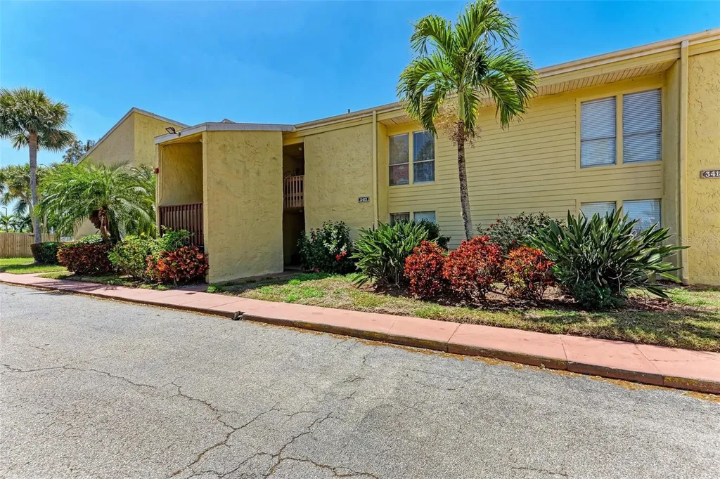 3411 Clark Road Sarasota FL 34231
