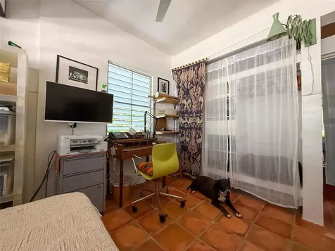 213 Calle Iglesias Vieques PR 00765