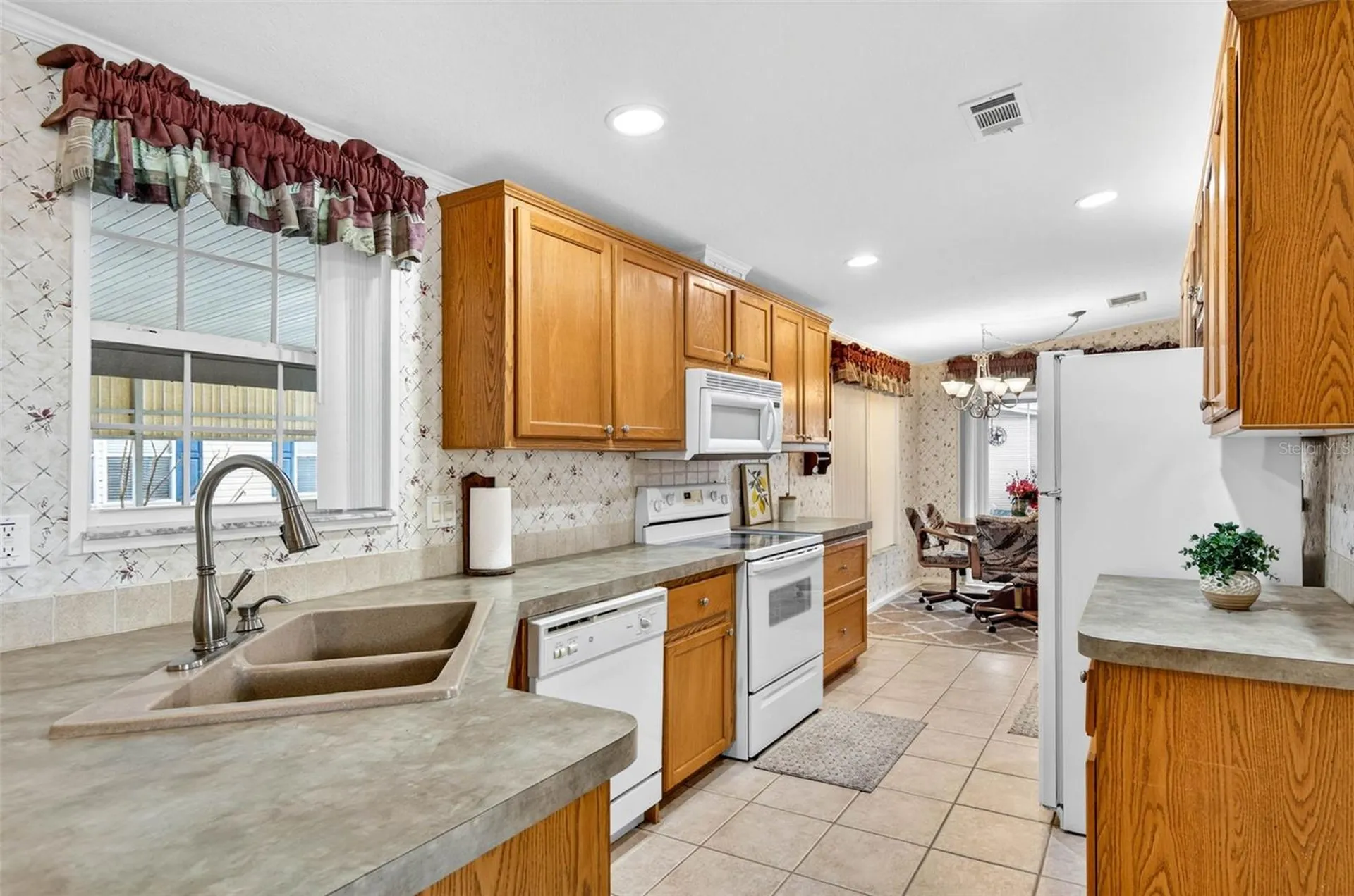 10047 Equity Avenue Dade City FL 33525