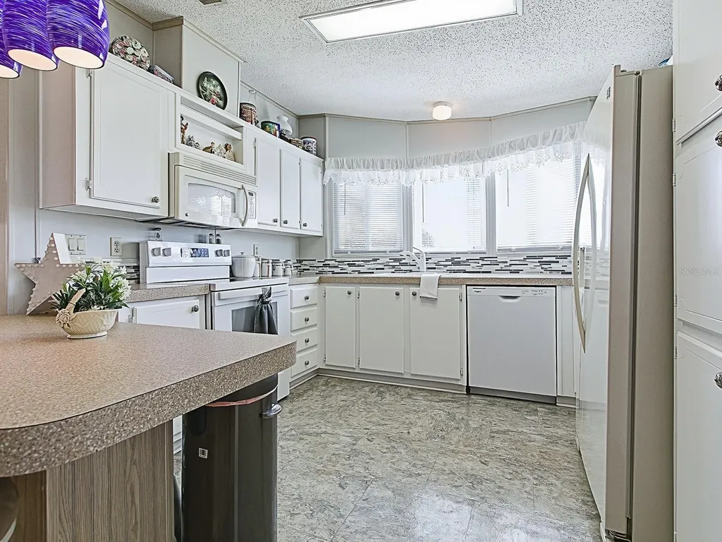 25120 Clifford Hill Leesburg FL 34748