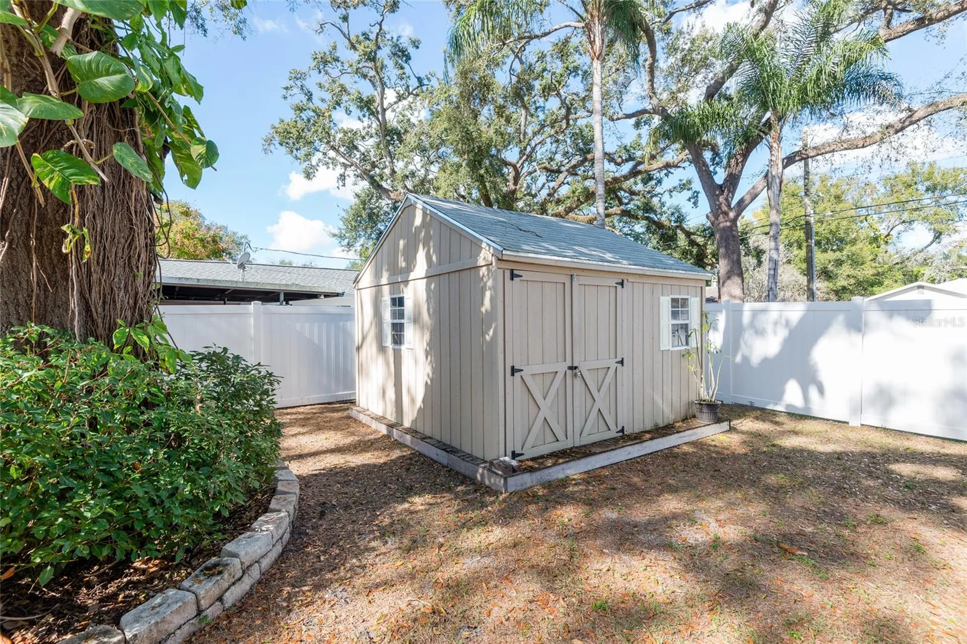 1015 E Crawford Street Tampa FL 33604