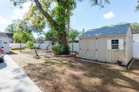 1015 E Crawford Street Tampa FL 33604