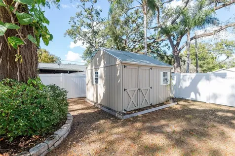 1015 E Crawford Street Tampa FL 33604