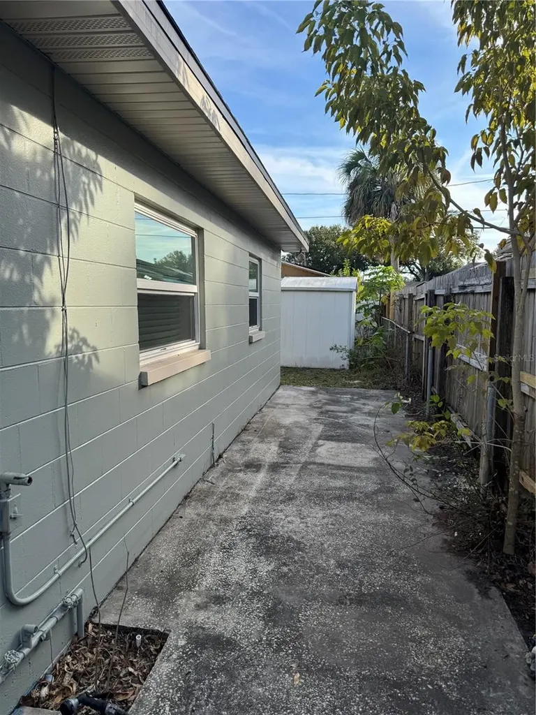 2908 W Heiter Street Tampa FL 33607