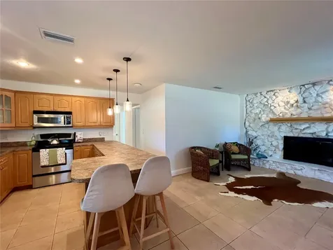 2908 W Heiter Street Tampa FL 33607