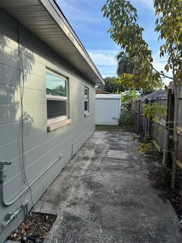 2908 W Heiter Street Tampa FL 33607