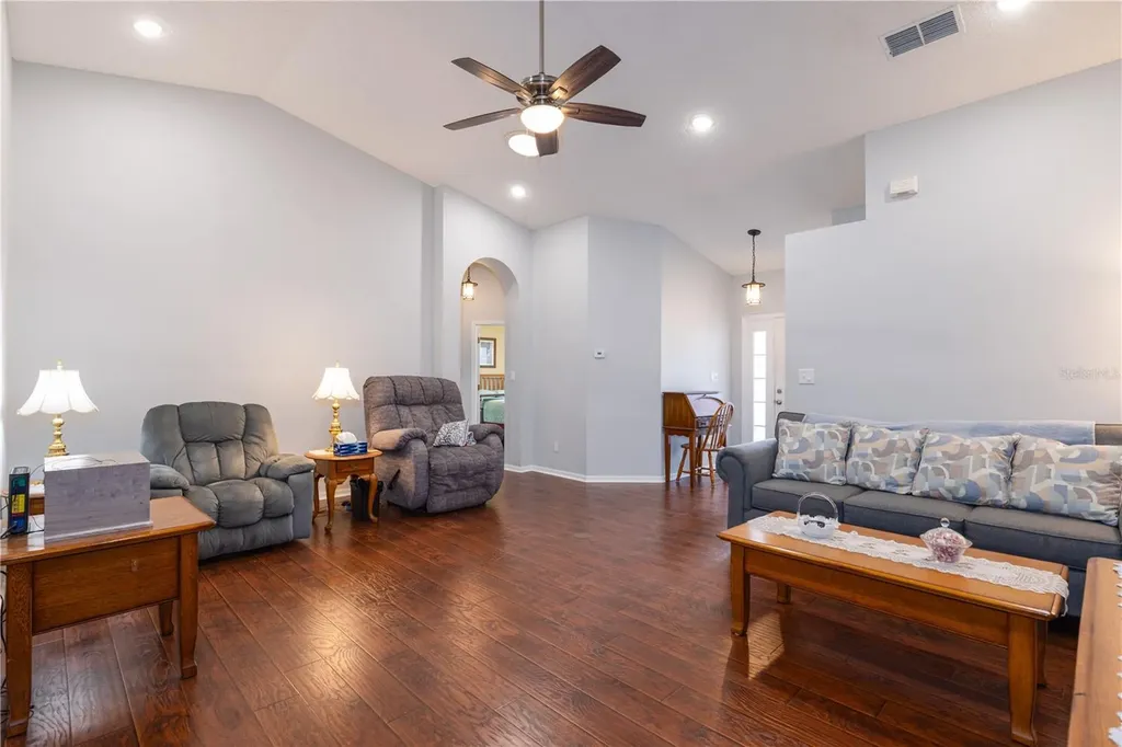25735 Glen Eagle Drive Leesburg FL 34748