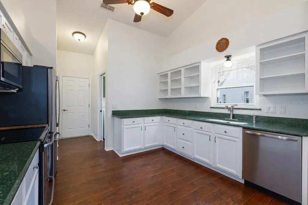 25735 Glen Eagle Drive Leesburg FL 34748