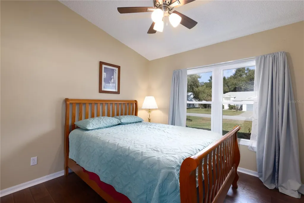 25735 Glen Eagle Drive Leesburg FL 34748