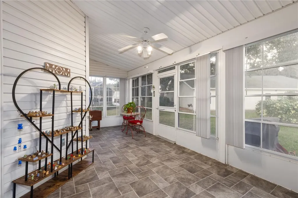25735 Glen Eagle Drive Leesburg FL 34748