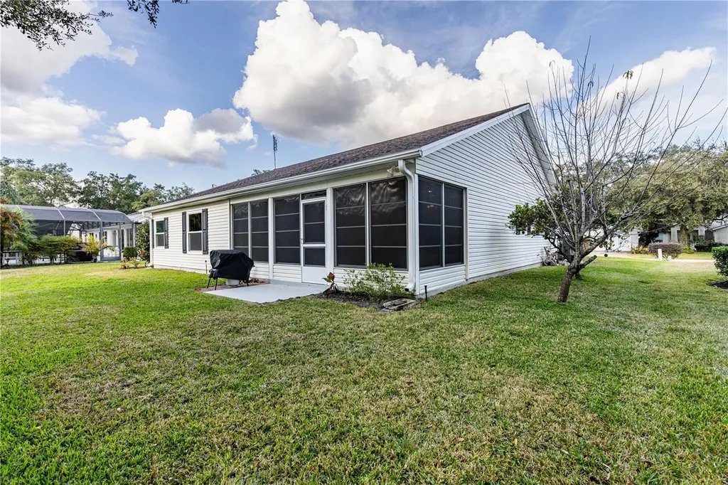 25735 Glen Eagle Drive Leesburg FL 34748
