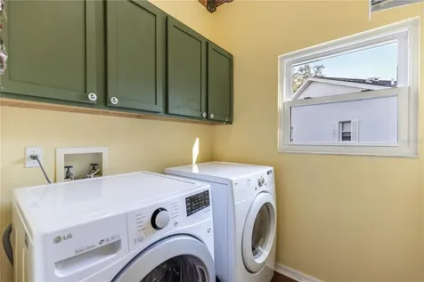 25735 Glen Eagle Drive Leesburg FL 34748
