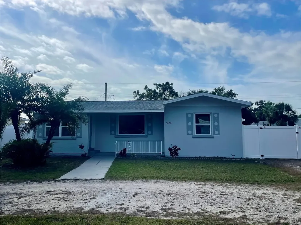 1240 Essex Drive N St Petersburg FL 33710