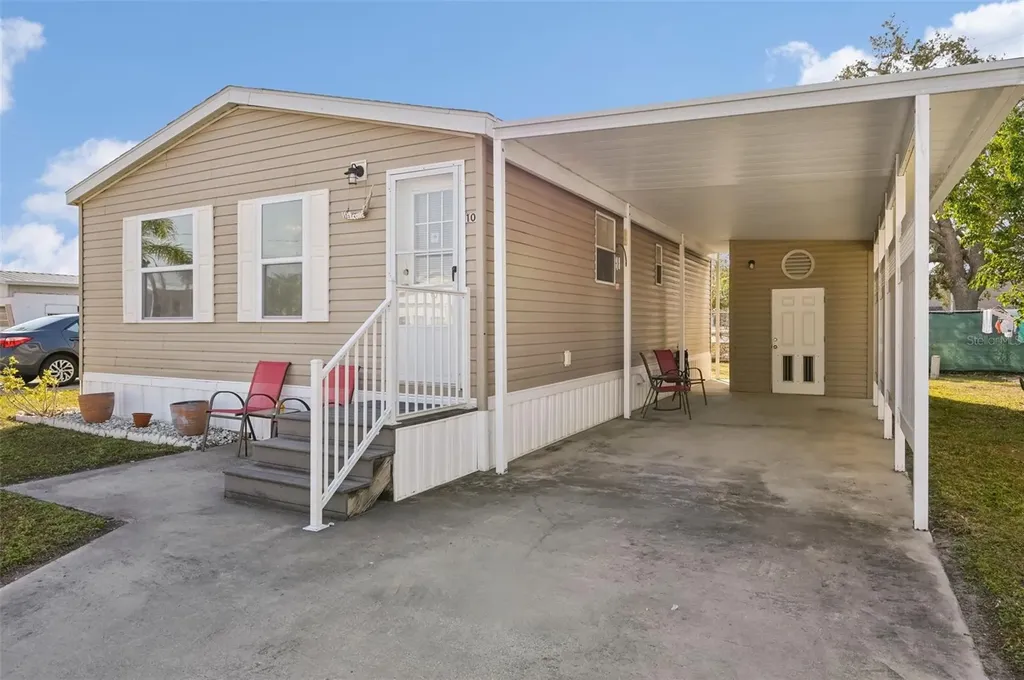 6904 Cortez Road W Bradenton FL 34210