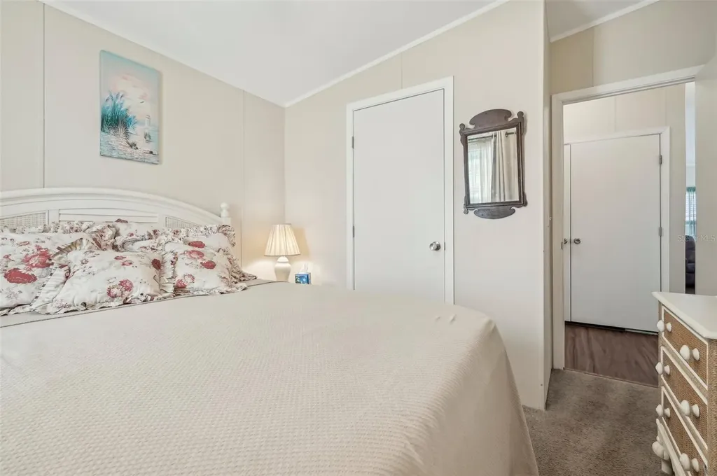 6904 Cortez Road W Bradenton FL 34210