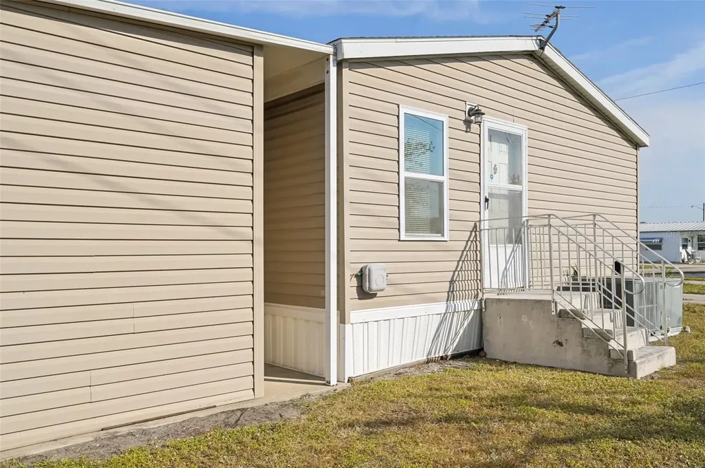 6904 Cortez Road W Bradenton FL 34210