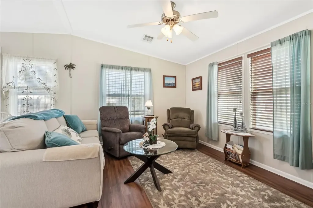 6904 Cortez Road W Bradenton FL 34210