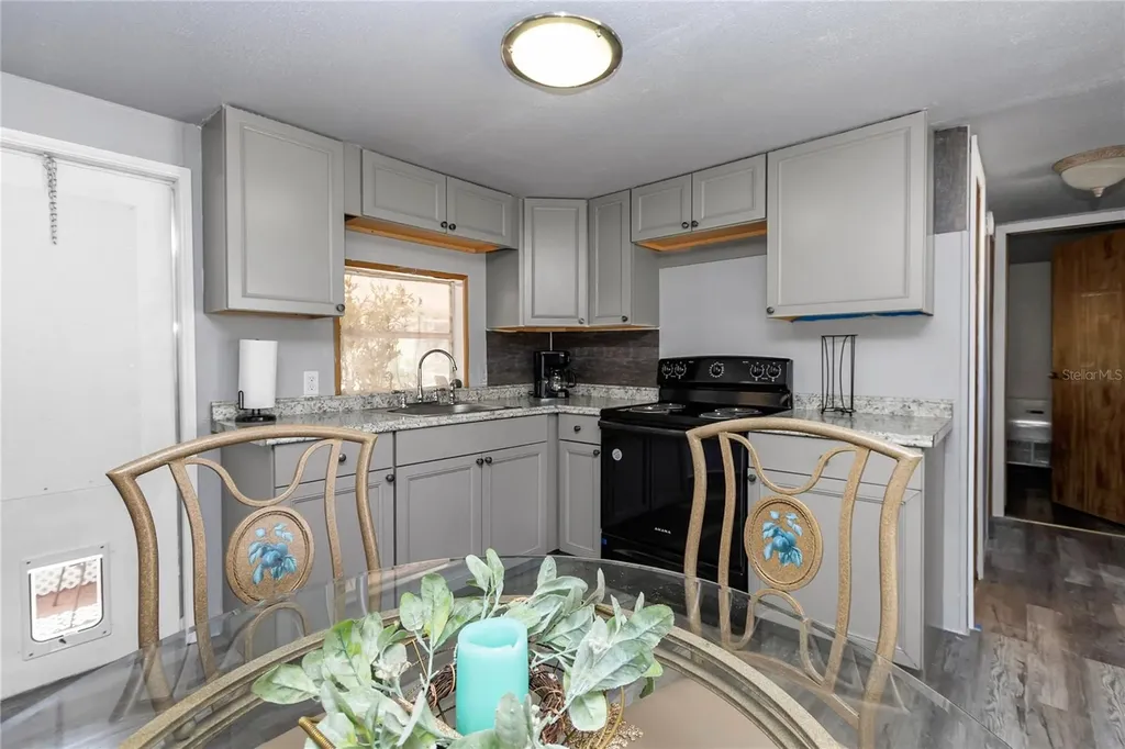 3003 NE 165th Place Citra FL 32113