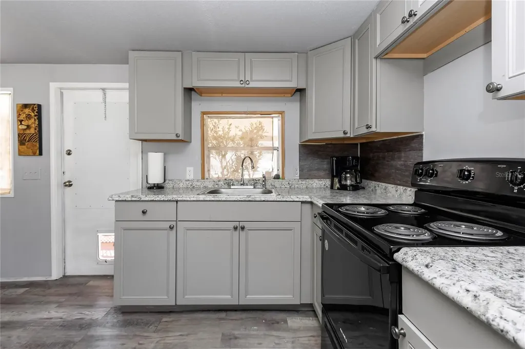 3003 NE 165th Place Citra FL 32113