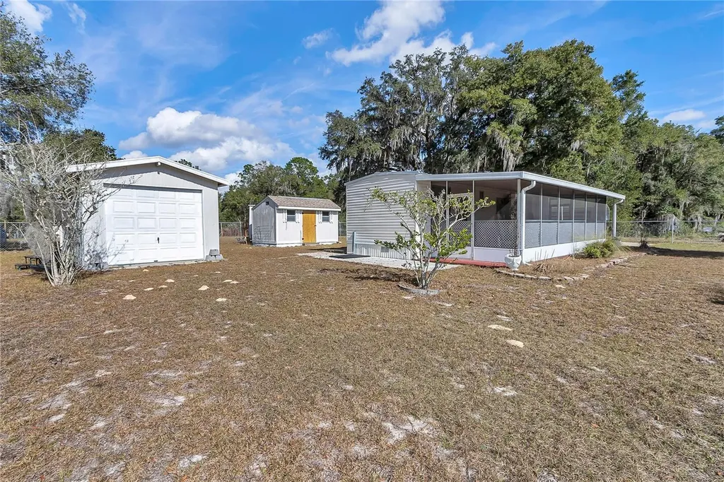 3003 NE 165th Place Citra FL 32113