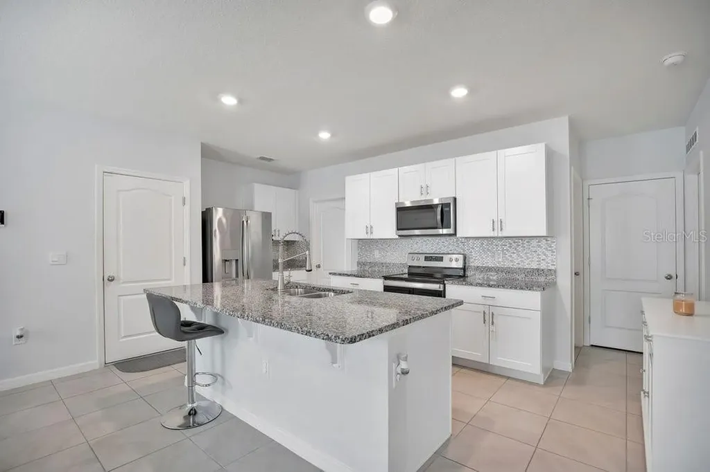 410 Lady Bella Place Deland FL 32724