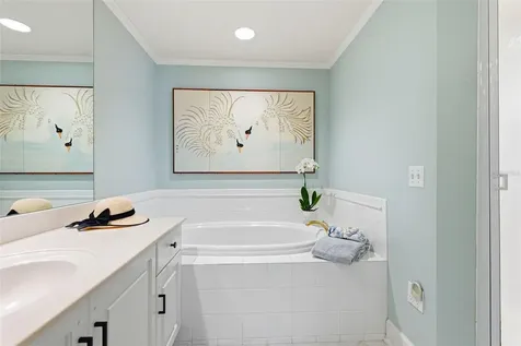 4991 Bacopa Lane S St Petersburg FL 33715