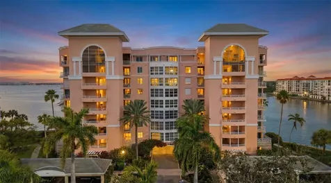 4991 Bacopa Lane S St Petersburg FL 33715