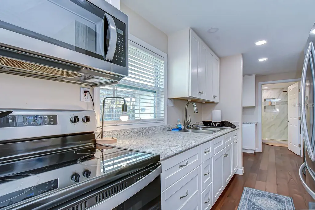4444 17th Street W Bradenton FL 34207