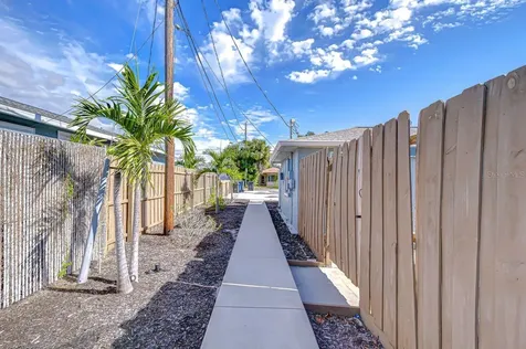 4444 17th Street W Bradenton FL 34207
