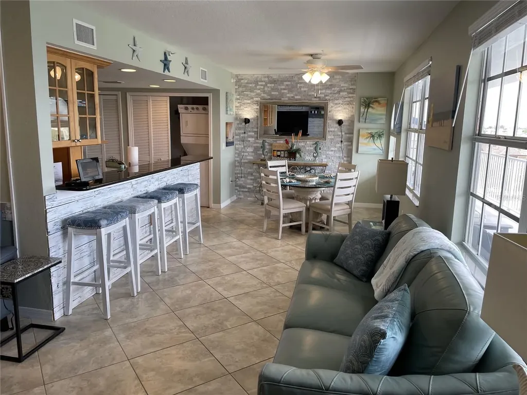 445 Hamden Drive Clearwater Beach FL 33767
