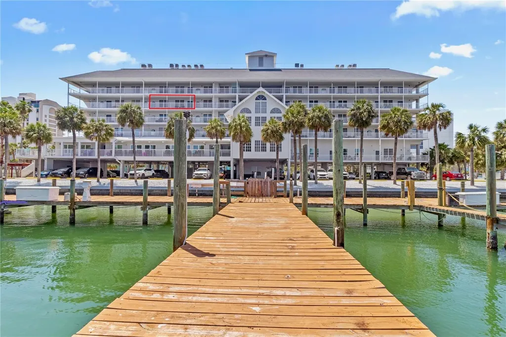 445 Hamden Drive Clearwater Beach FL 33767